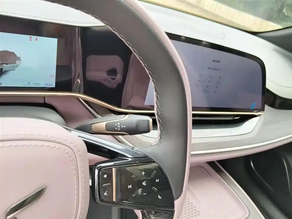 Hongqi Tiangong 08 2025 680 Ultra 4WD Edition — миниатюра 14