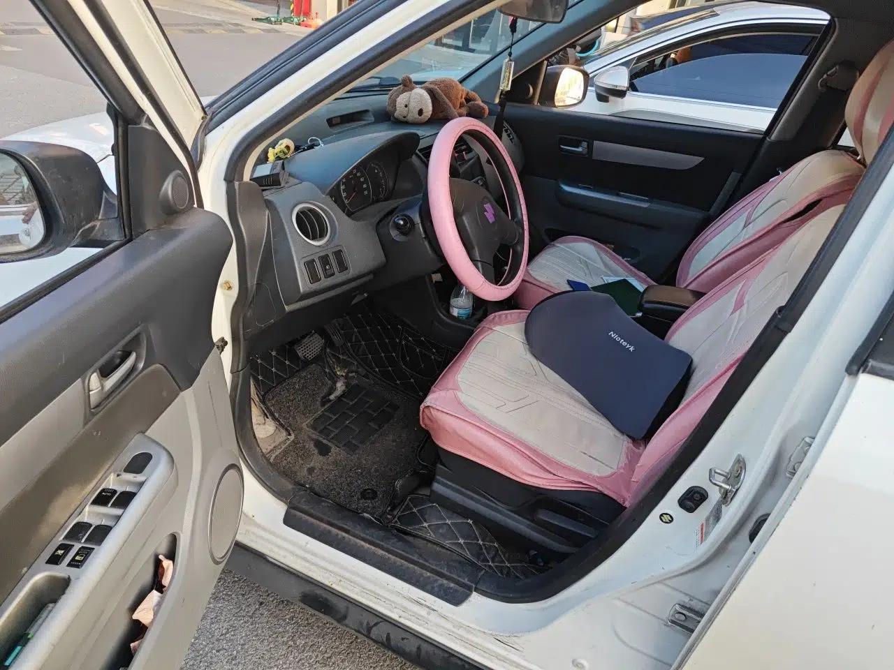 Suzuki Swift 2014 1.5L Automatic Fashion Edition — миниатюра 17