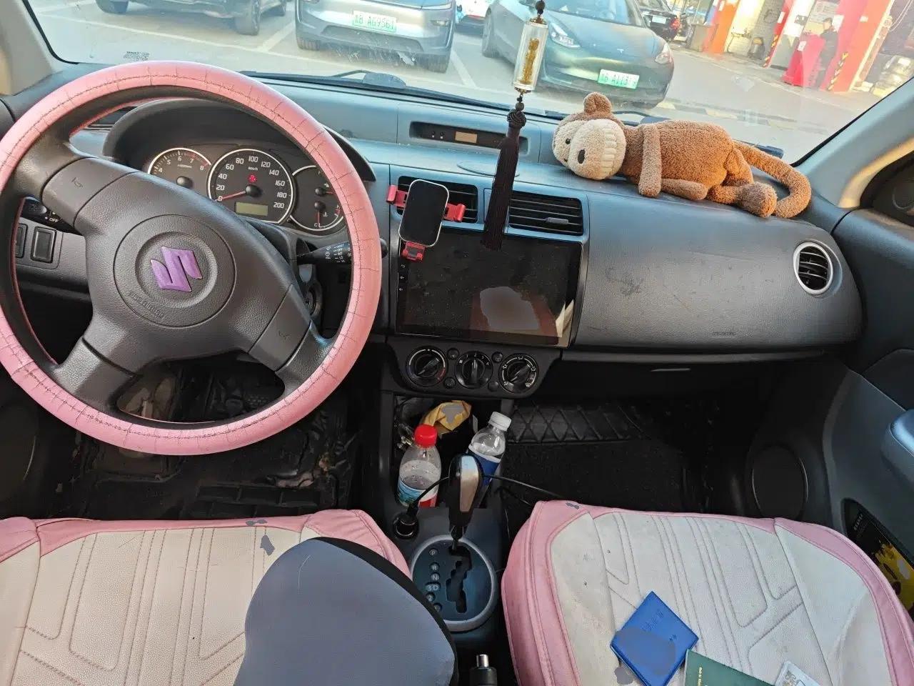 Suzuki Swift 2014 1.5L Automatic Fashion Edition — миниатюра 10