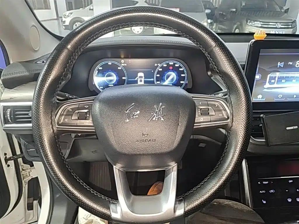 Hongqi E-HS3 2019 Intelligent Flagship Two-Wheel Drive Edition — миниатюра 11