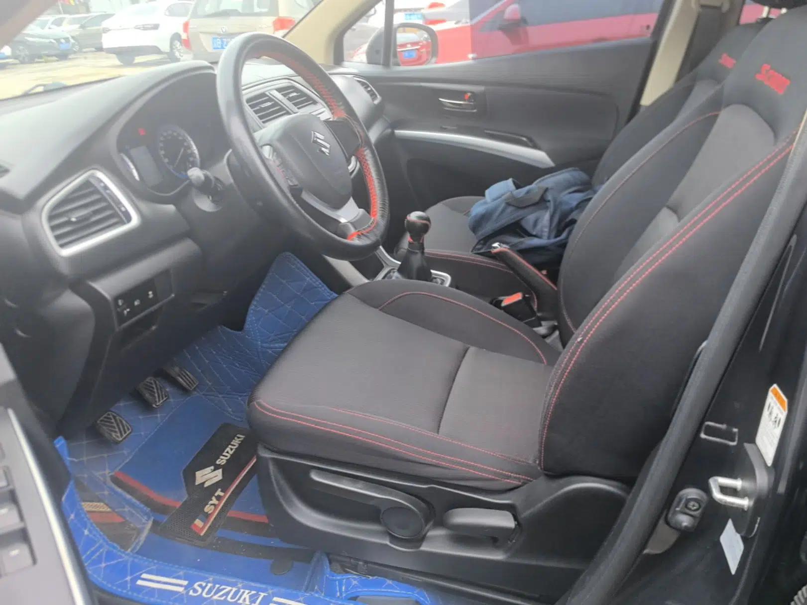 Suzuki S-Cross 2015 1.6L Manual Two-Wheel Drive Entry Model — миниатюра 18