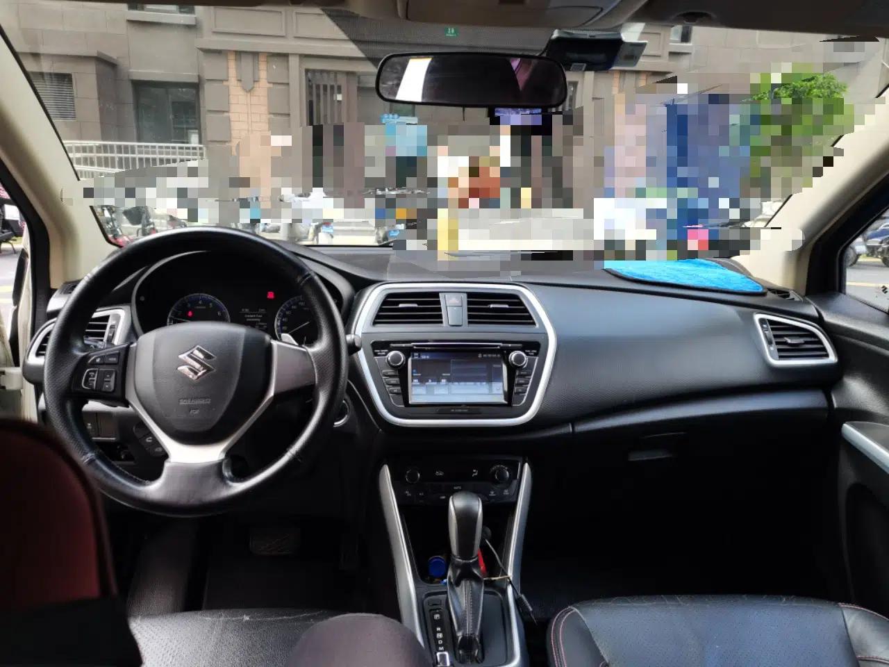 Suzuki S-Cross 2014 1.6L CVT Two-Wheel Drive Elite Version — миниатюра 19
