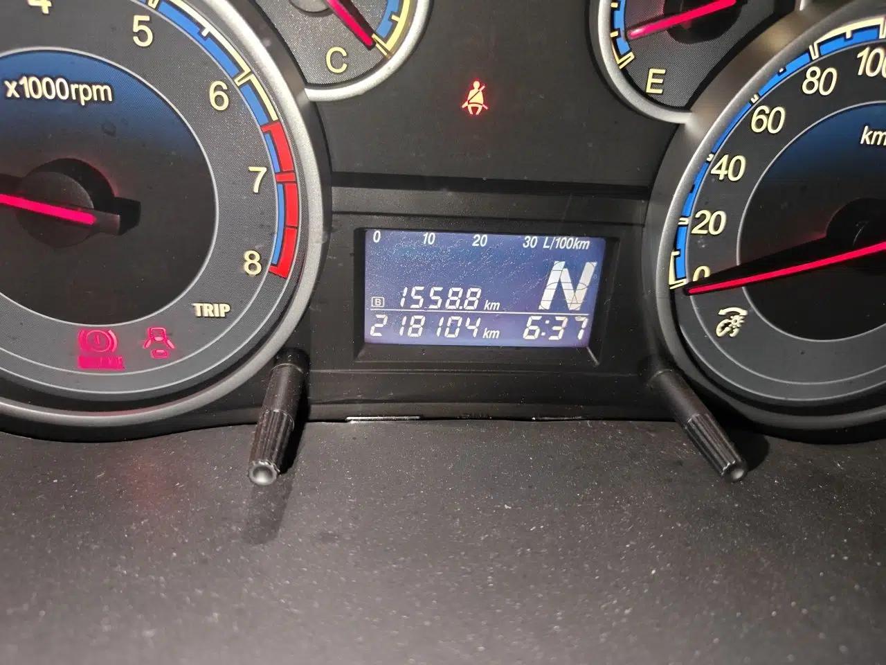 Suzuki SX4 S-Cross 2011 1.8L Automatic Luxury Model — миниатюра 13