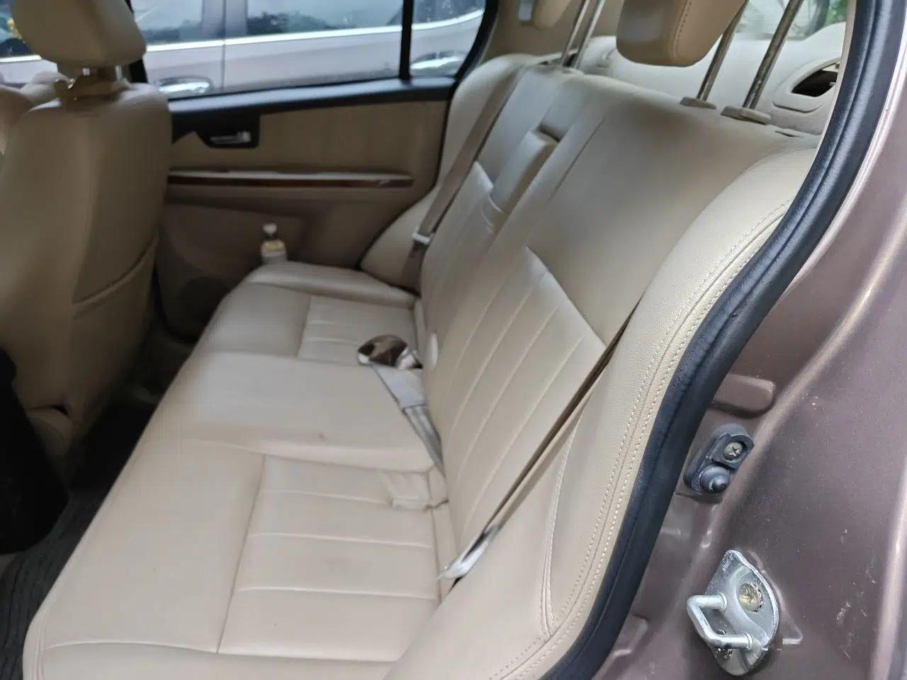 Suzuki SX4 S-Cross 2011 1.8L Automatic Luxury Model — миниатюра 18