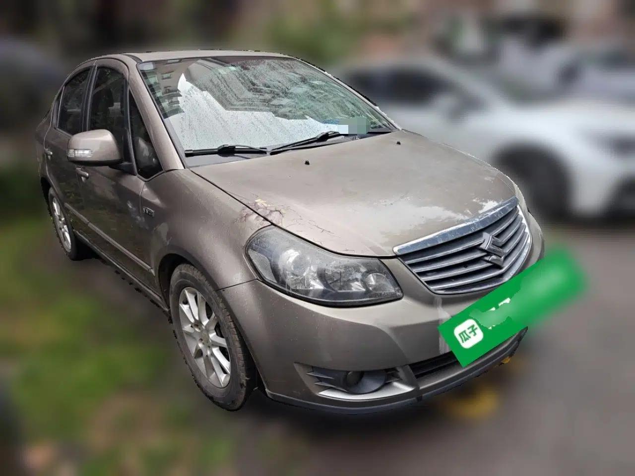 Suzuki SX4 S-Cross 2011 1.8L Automatic Luxury Model — миниатюра 3
