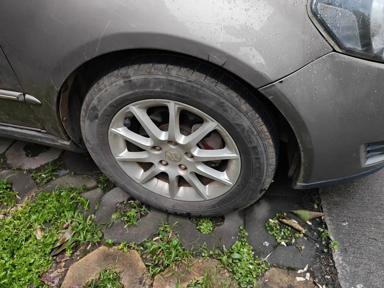 Suzuki SX4 S-Cross 2011 1.8L Automatic Luxury Model — миниатюра 8