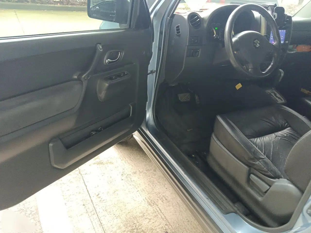 Suzuki Jimny 2012 1.3 AT Mode3 Navigation Edition — миниатюра 17