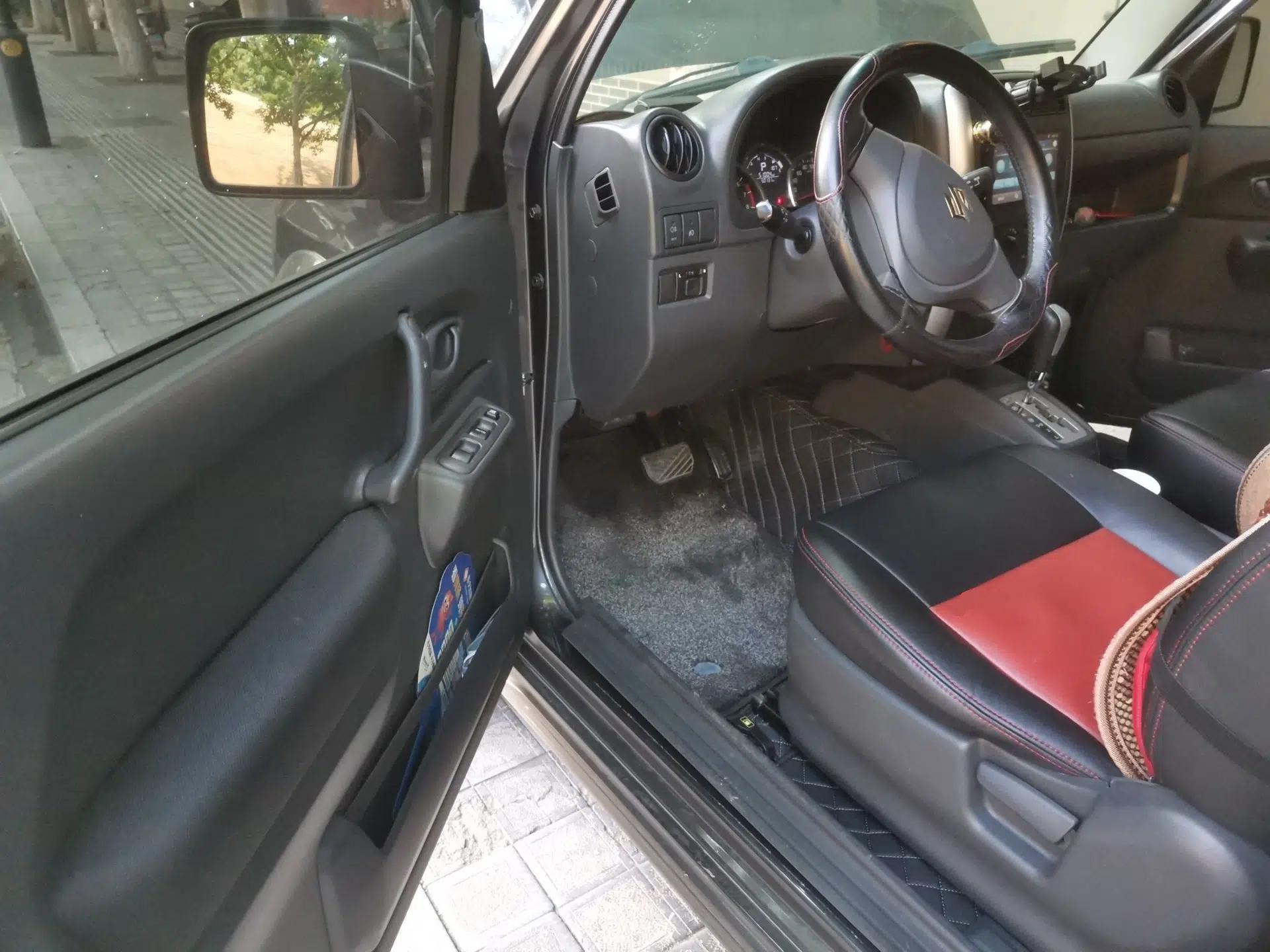 Suzuki Jimny 2015 1.3 AT JLX — миниатюра 19