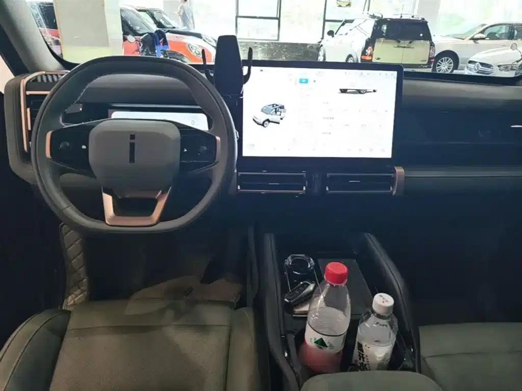iCAR 03 2024 Model 472km Four-Wheel Drive Long Range Version — миниатюра 10