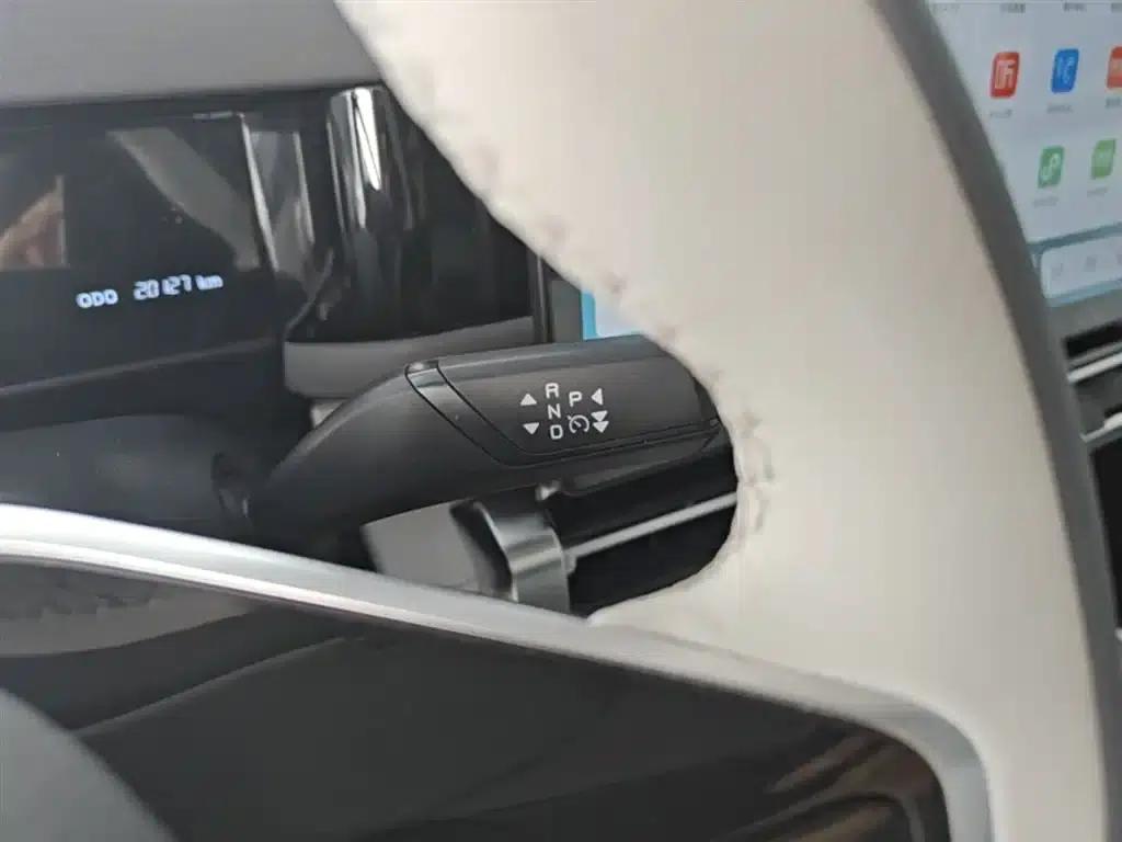 iCAR 03 2024 Model 401km 2WD Standard Advanced Edition — миниатюра 14
