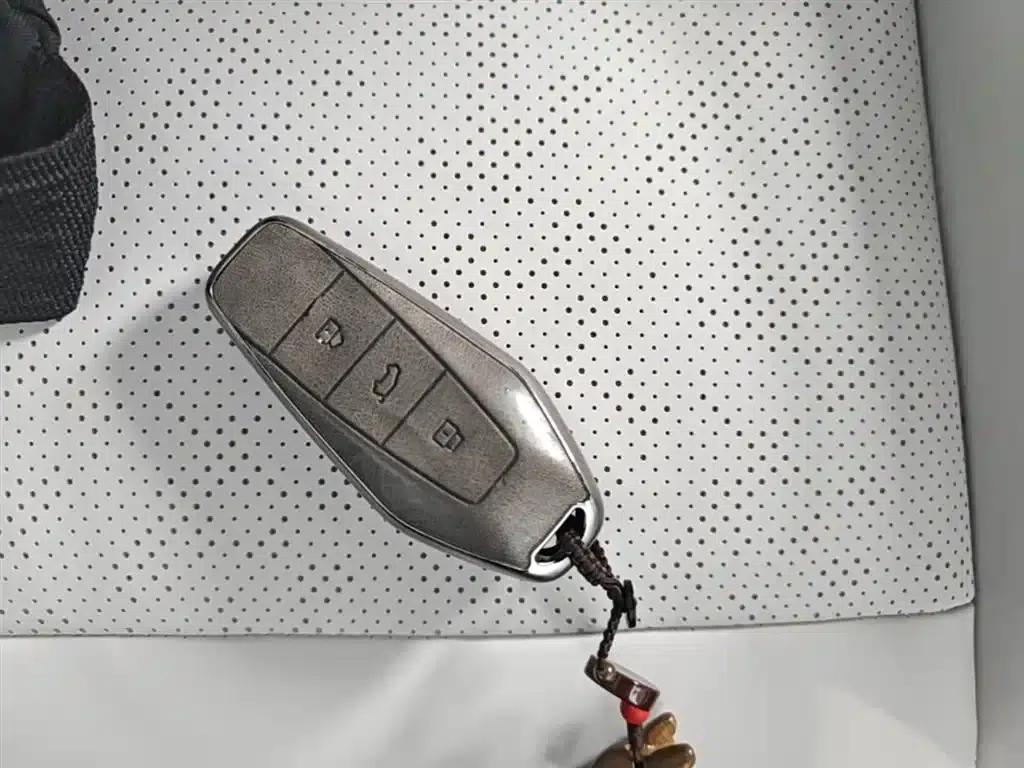 iCAR 03 2024 Model 401km 2WD Standard Advanced Edition — миниатюра 9