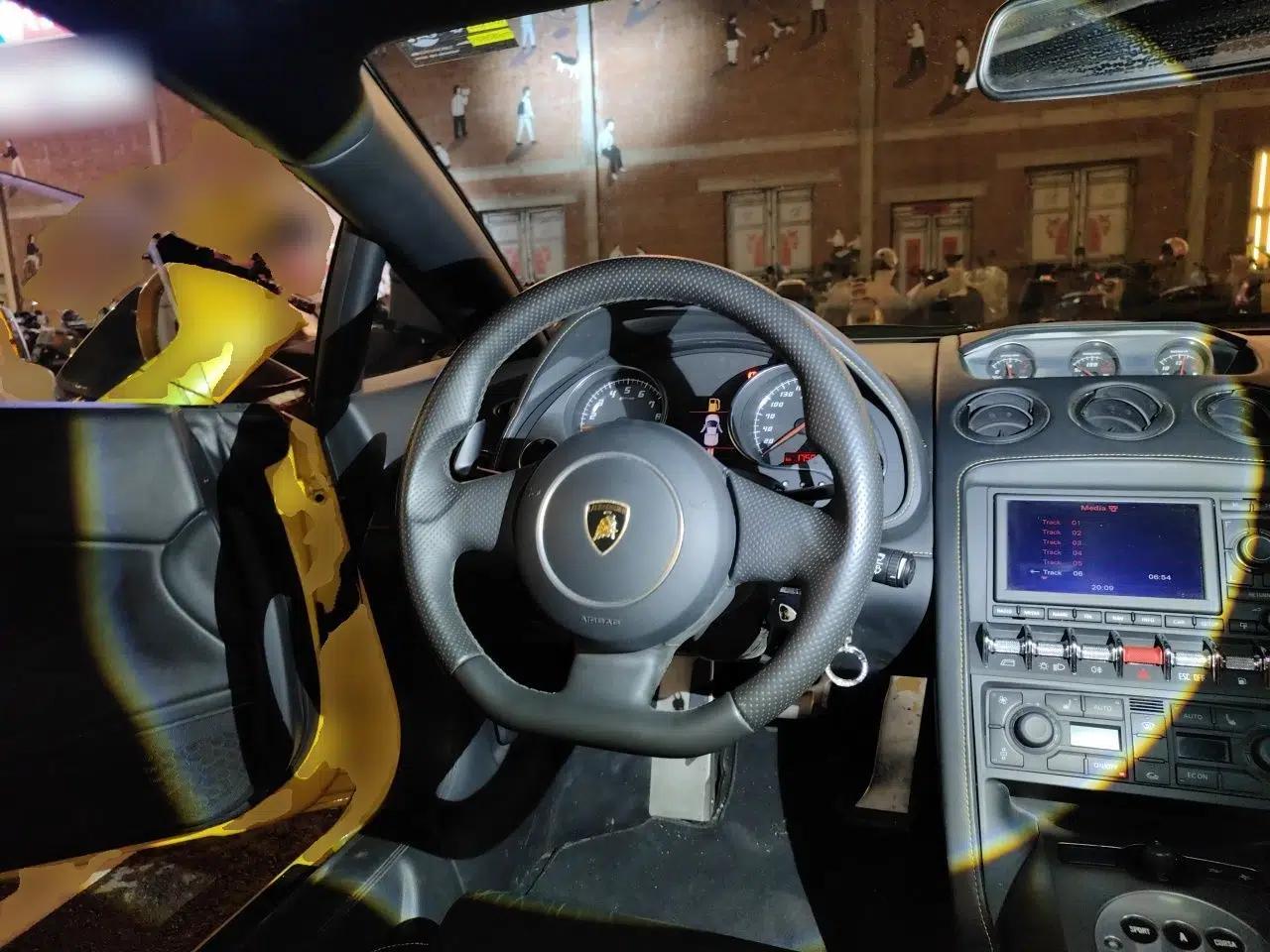 Lamborghini Gallardo 2011 LP 550-2 Tricolore — миниатюра 11