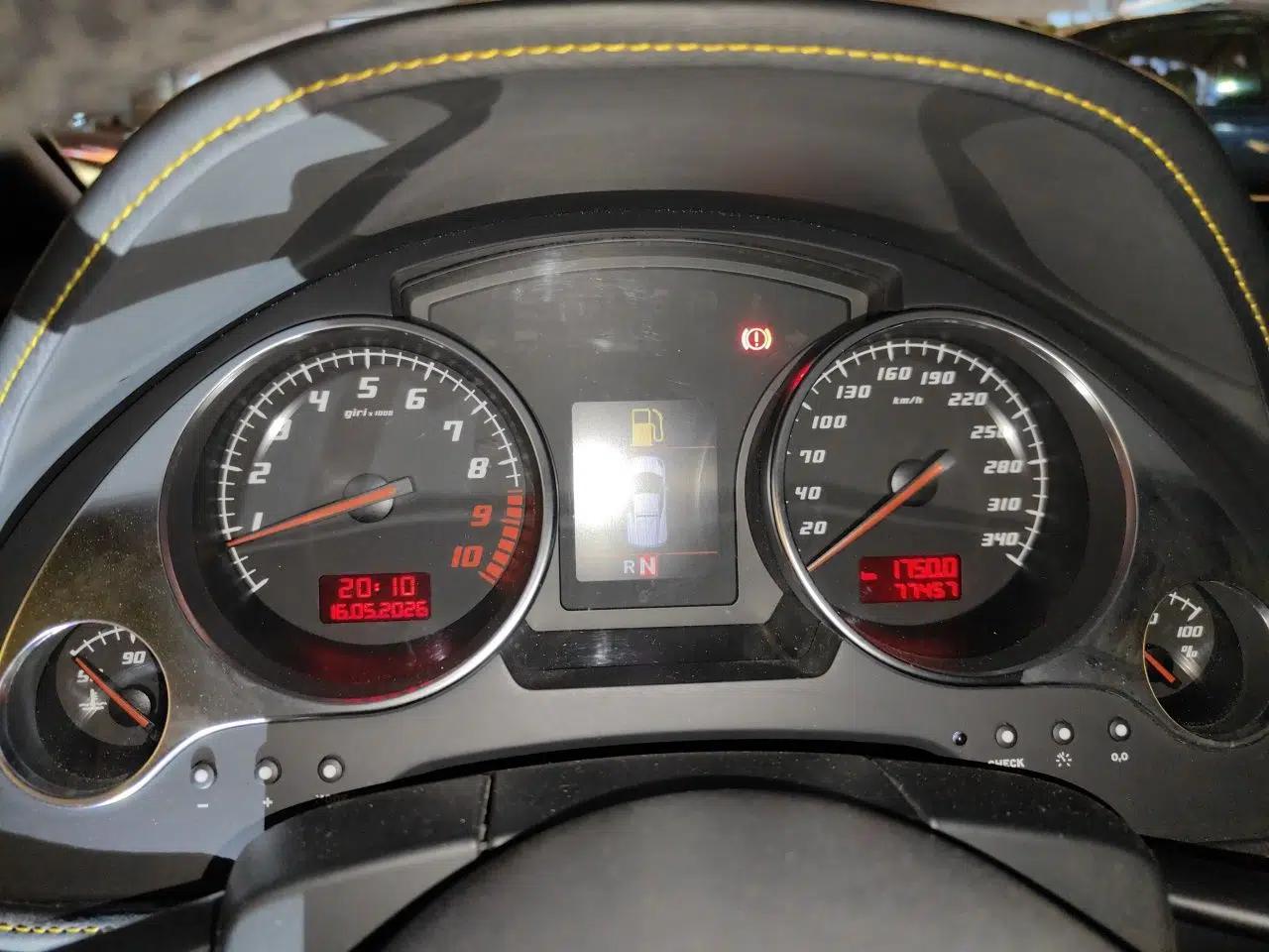Lamborghini Gallardo 2011 LP 550-2 Tricolore — миниатюра 12