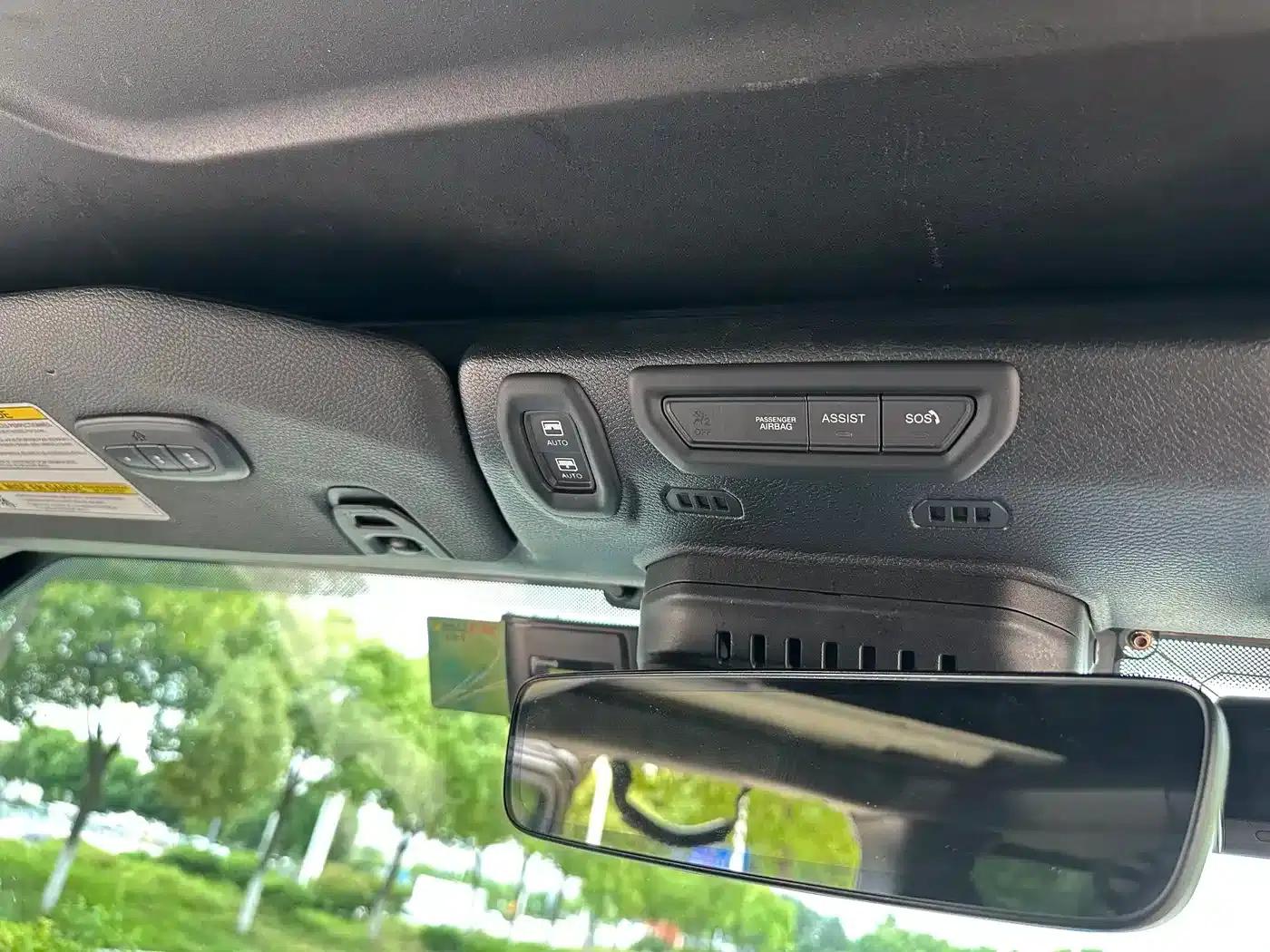 2021 Jeep Wrangler 2.0T Canadian Spec — миниатюра 8