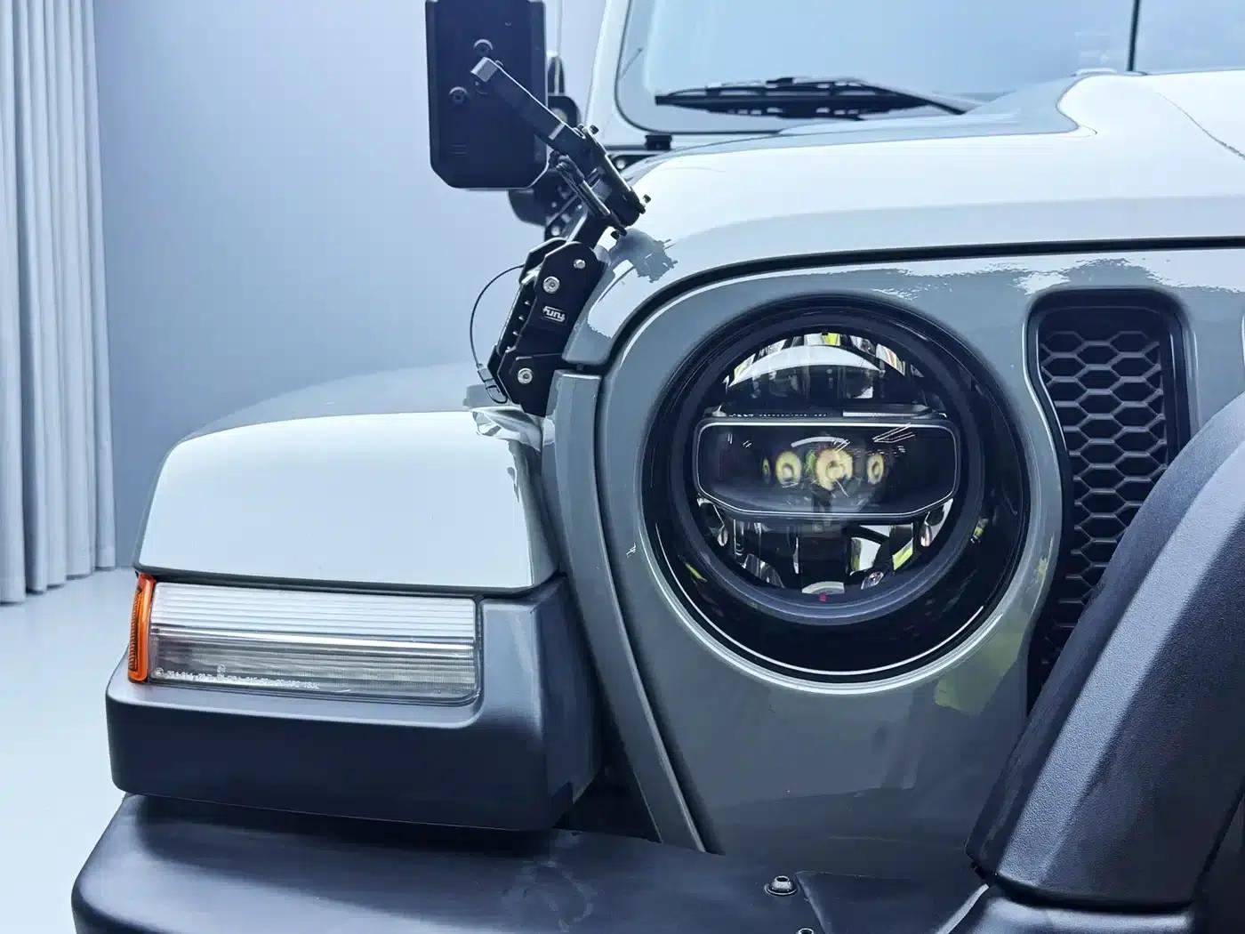 2022 Jeep Wrangler 2.0T Highland 4-Door — миниатюра 3