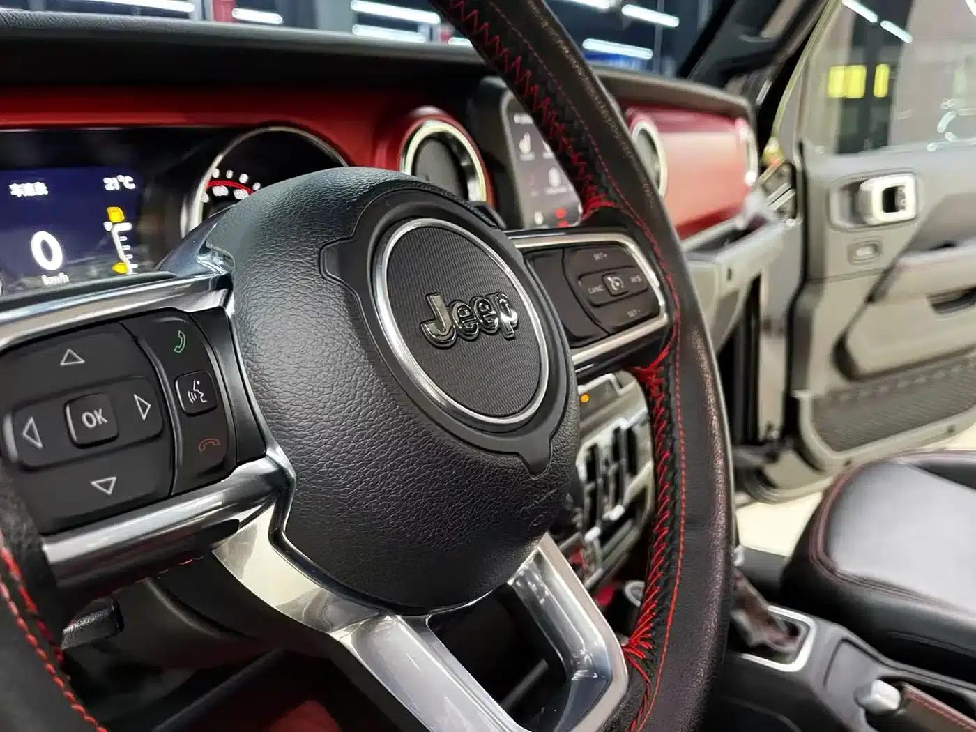 2021 Jeep Wrangler 2.0T Rubicon 4-Door — миниатюра 8