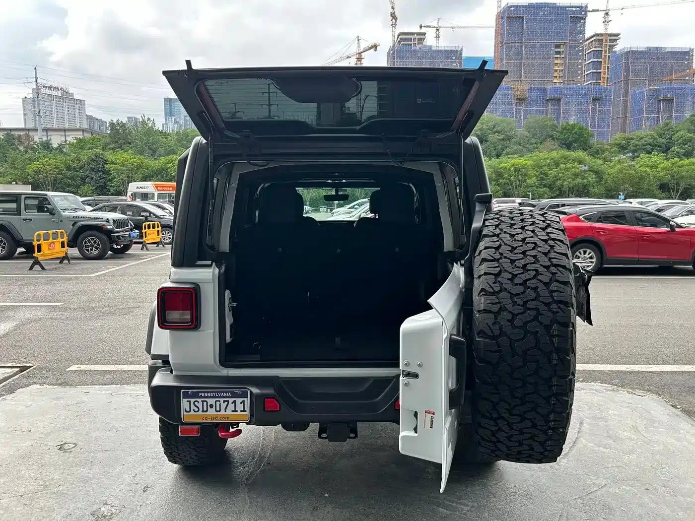 2024 Jeep Wrangler 2.0T Canadian Spec — миниатюра 17