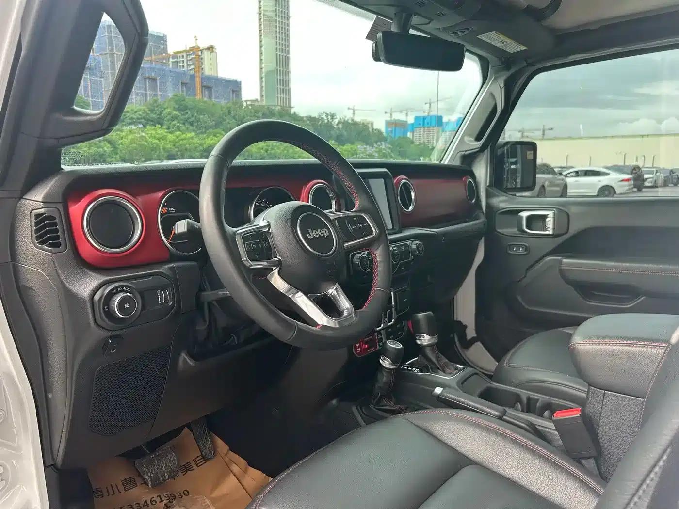 2024 Jeep Wrangler 2.0T Canadian Spec — миниатюра 5