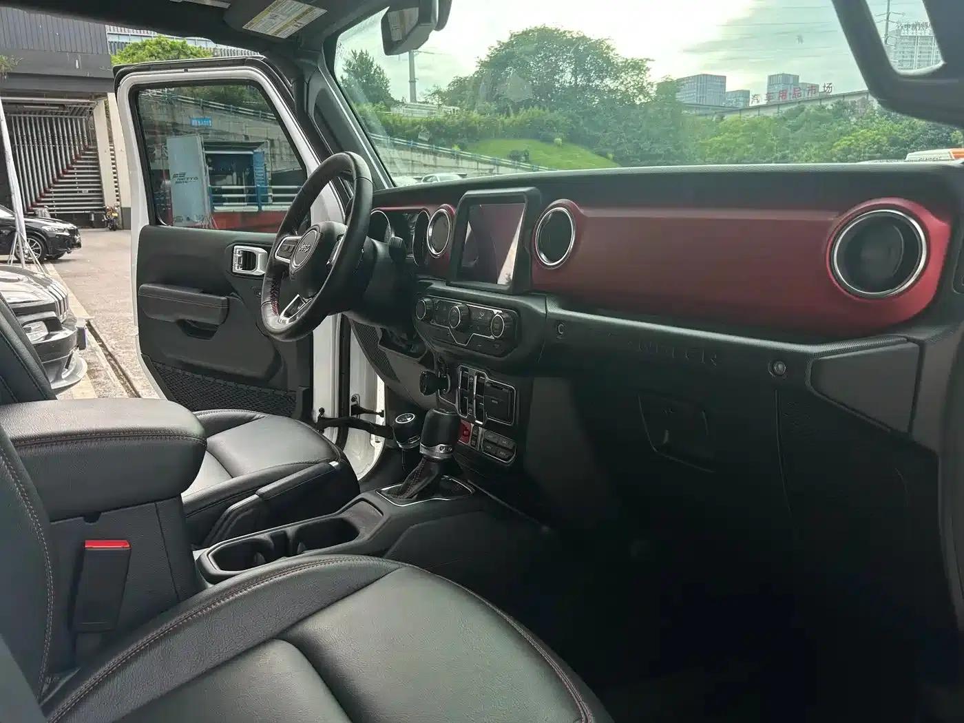 2024 Jeep Wrangler 2.0T Canadian Spec — миниатюра 9