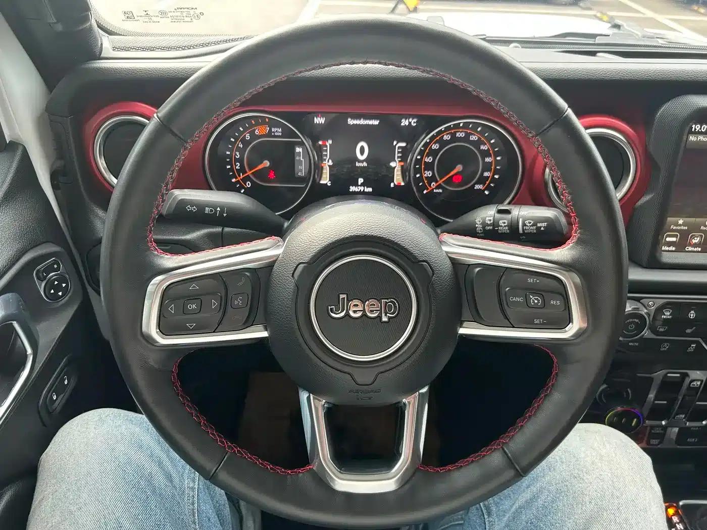 2024 Jeep Wrangler 2.0T Canadian Spec — миниатюра 10