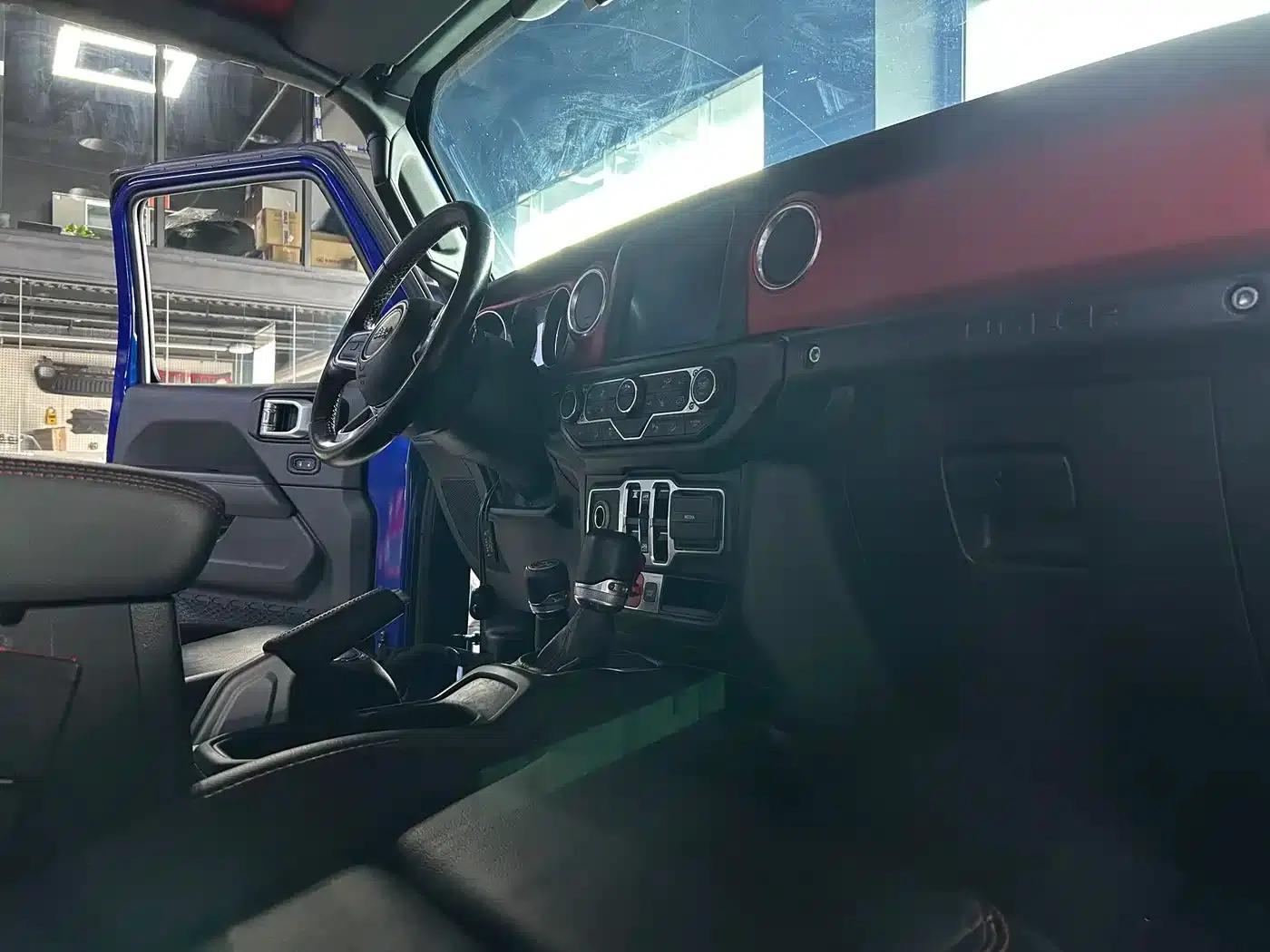2019 Jeep Wrangler 2.0T Rubicon 4-Door (China VI Emission Standard) — миниатюра 5
