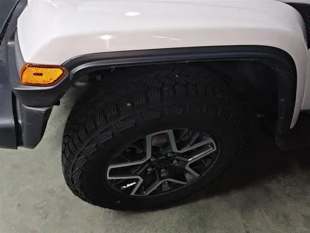 2024 Jeep Wrangler 2.0T Sahara 4-Door Edition — миниатюра 23