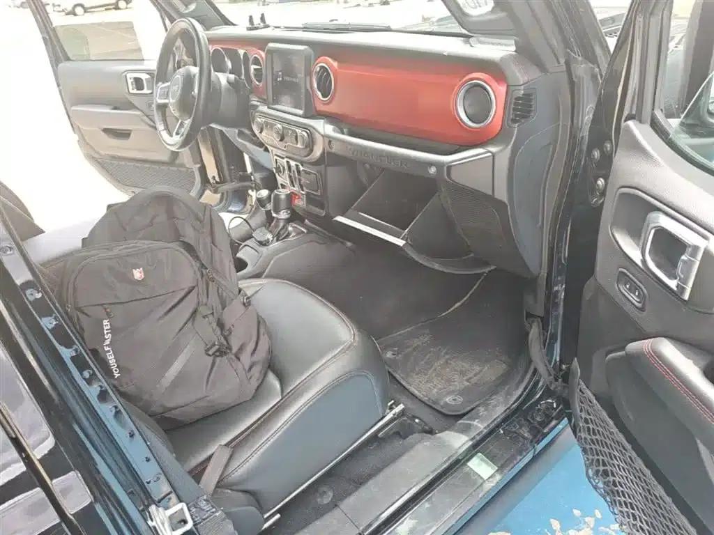 2021 Jeep Wrangler 2.0T Rubicon 4-Door — миниатюра 11