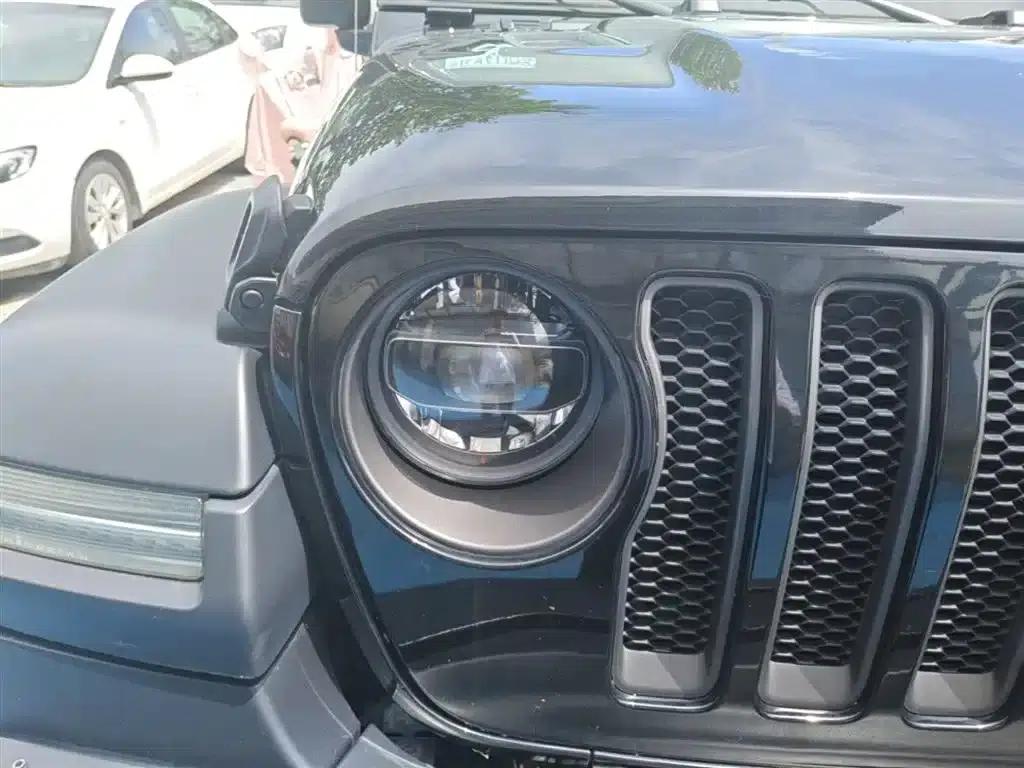 2021 Jeep Wrangler 2.0T Rubicon 4-Door — миниатюра 13