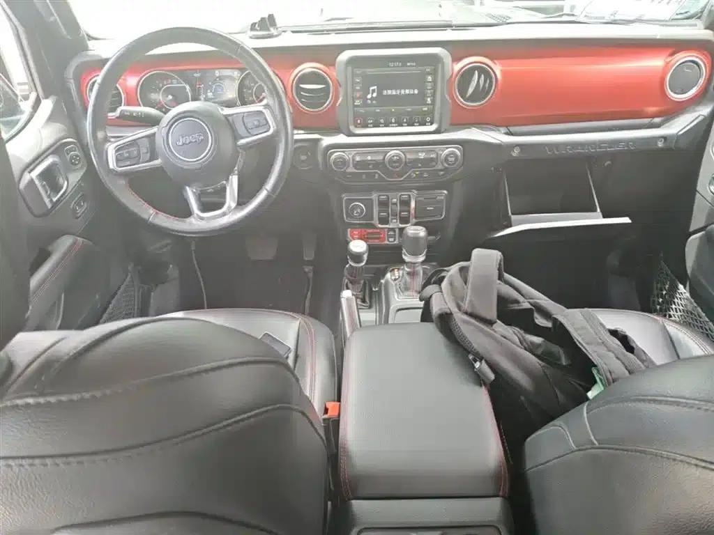 2021 Jeep Wrangler 2.0T Rubicon 4-Door — миниатюра 16