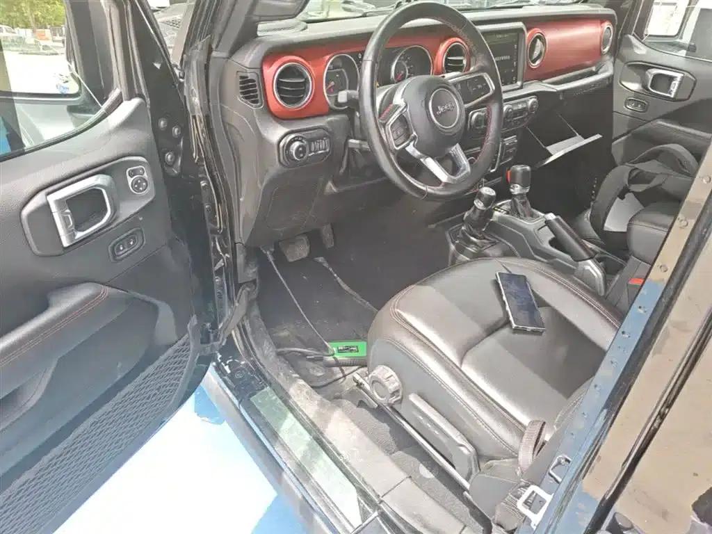 2021 Jeep Wrangler 2.0T Rubicon 4-Door — миниатюра 23