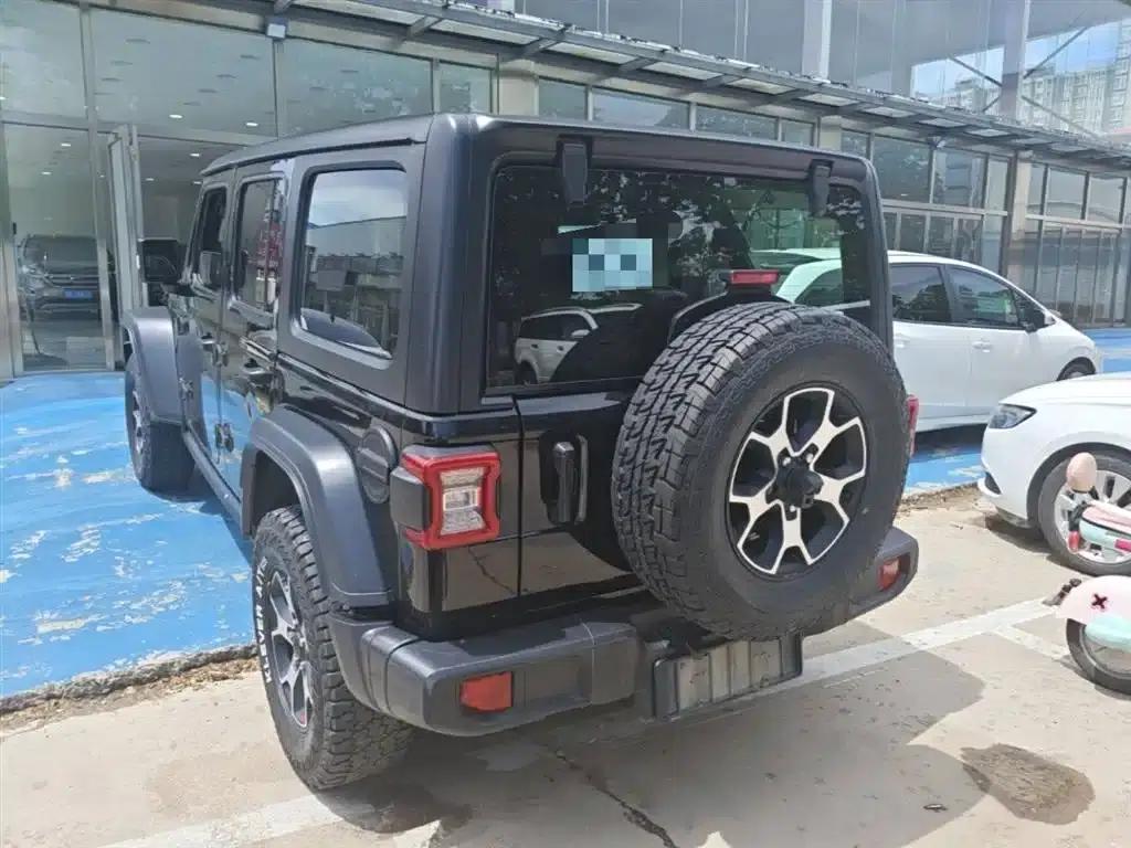 2021 Jeep Wrangler 2.0T Rubicon 4-Door — миниатюра 9