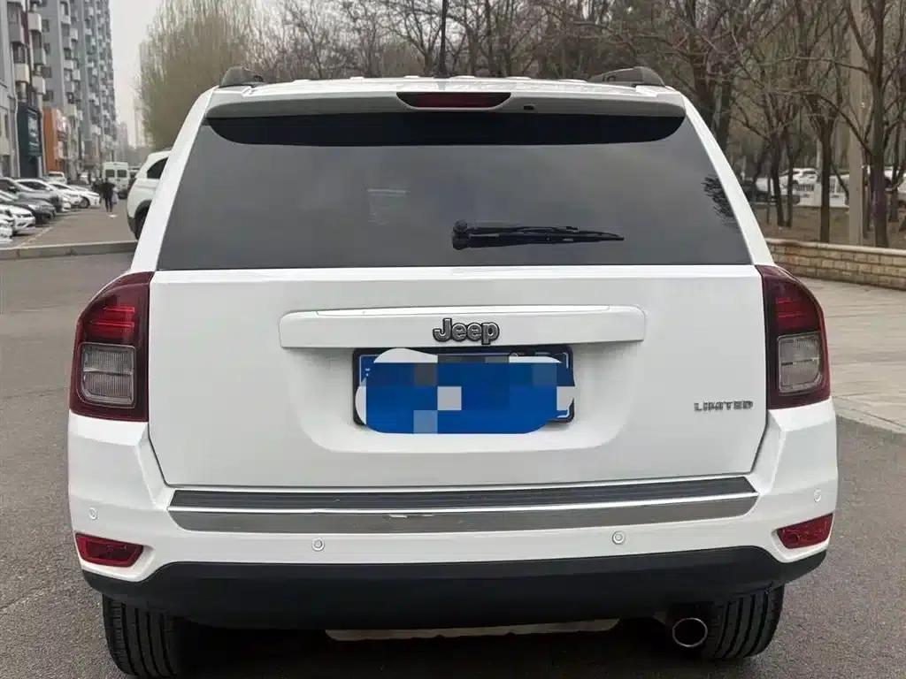 2014 Jeep Compass (Imported) Facelift 2.0L 2WD Elite Edition — миниатюра 8