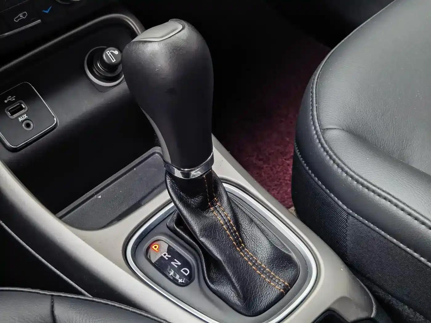 Compass 2017 200T Automatic Family Edition — миниатюра 17