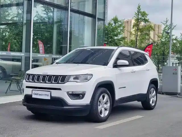 Compass 2017 200T Automatic Family Edition