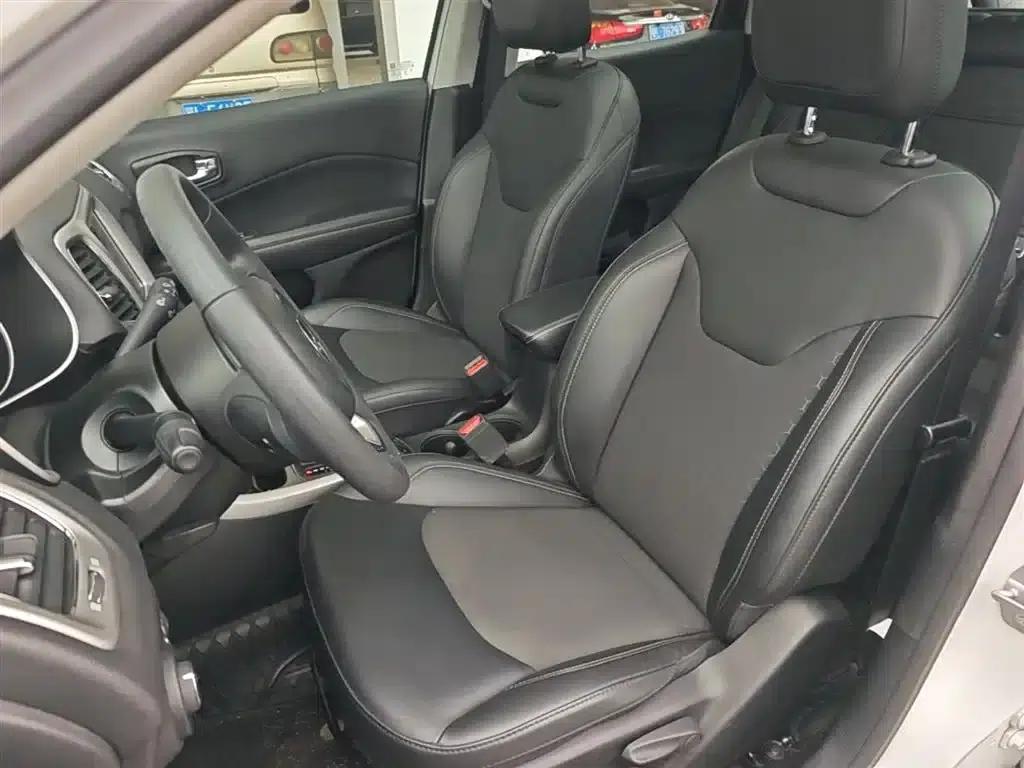 Jeep Compass 2020 220T Automatic Leading Edition — миниатюра 15