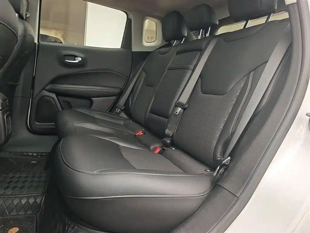 Jeep Compass 2020 220T Automatic Leading Edition — миниатюра 17