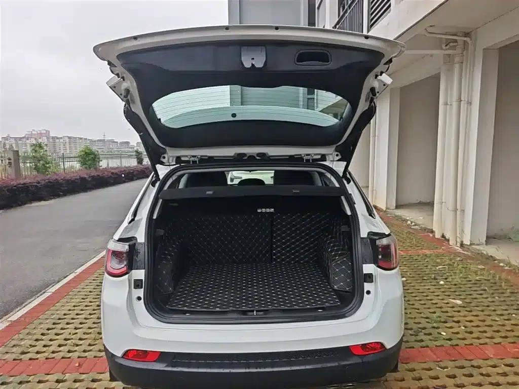 Jeep Compass 2020 220T Automatic Leading Edition — миниатюра 19