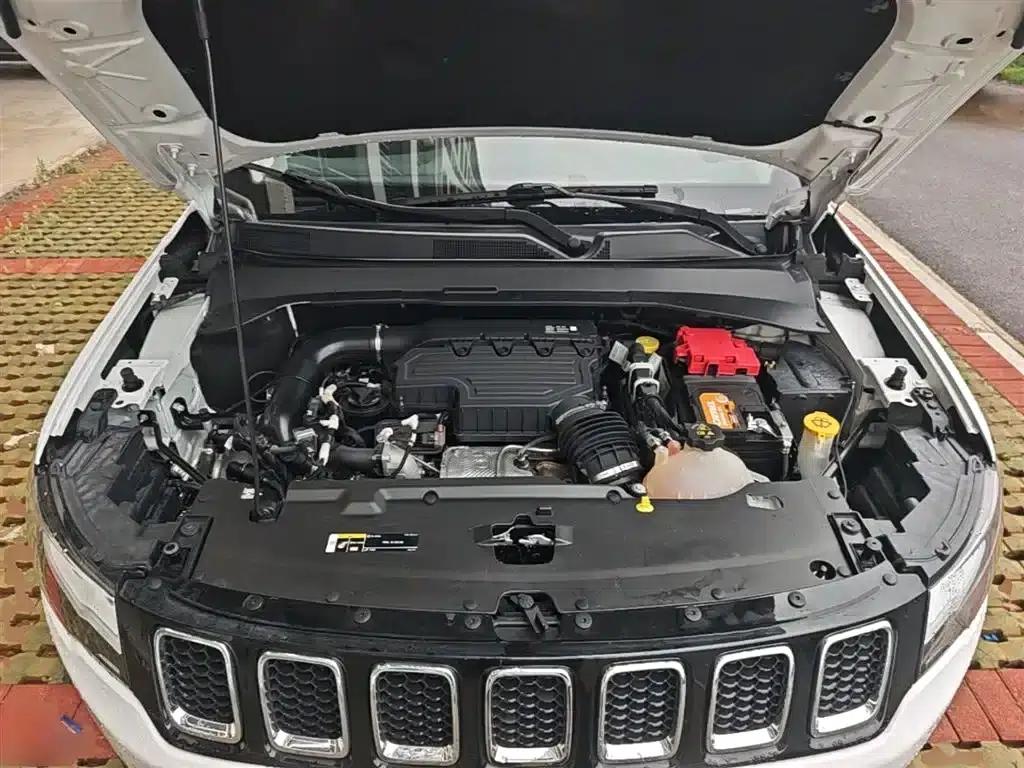 Jeep Compass 2020 220T Automatic Leading Edition — миниатюра 20