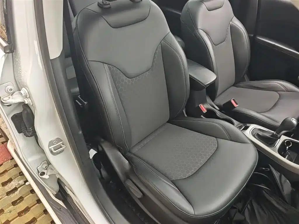 Jeep Compass 2020 220T Automatic Leading Edition — миниатюра 25