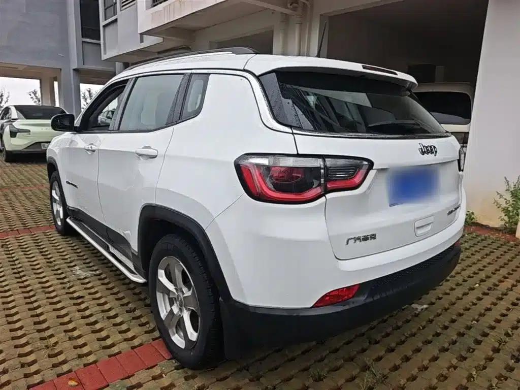 Jeep Compass 2020 220T Automatic Leading Edition — миниатюра 5