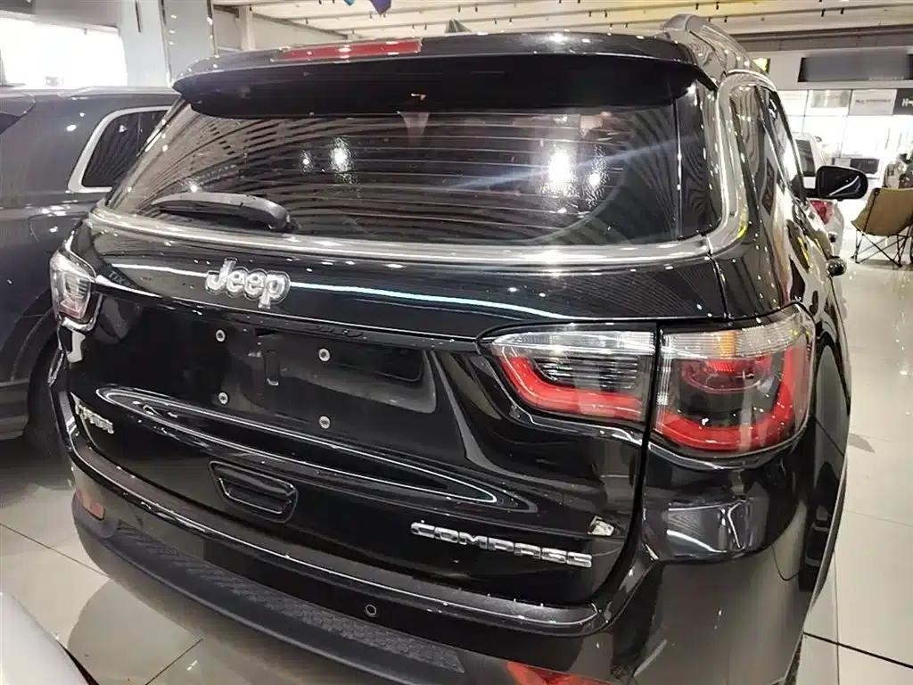 Jeep Compass 2020 220T Automatic Elite Edition — миниатюра 6