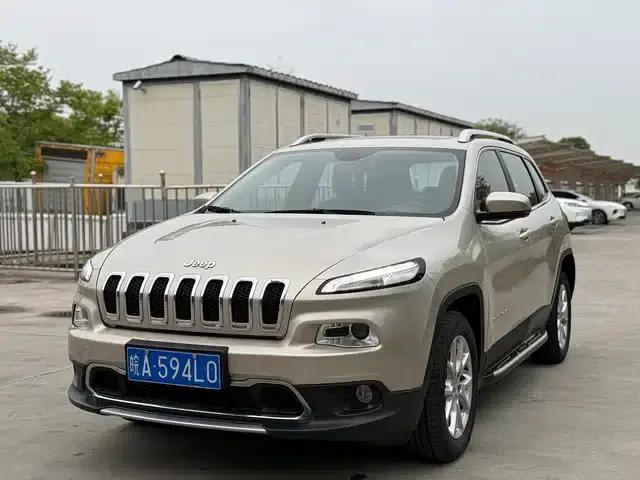Jeep Cherokee 2017 2.4L Leading Edition
