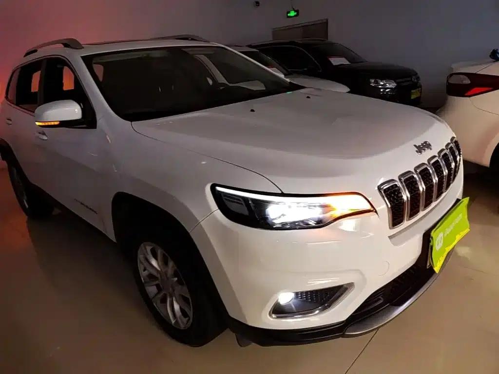 Jeep Cherokee 2019 2.0T 2WD Smart Edition (China VI Emission Standard) — миниатюра 4