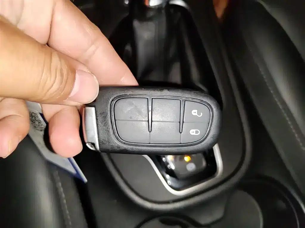 Jeep Cherokee 2019 2.0T 2WD Smart Edition (China VI Emission Standard) — миниатюра 9