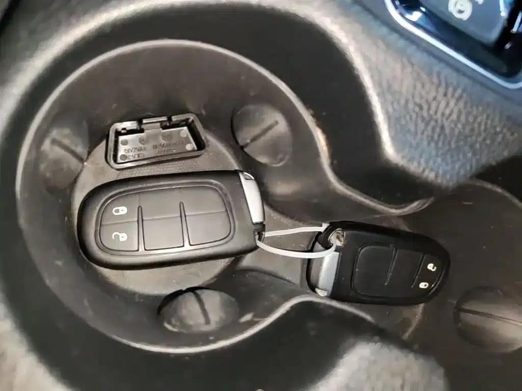 Jeep Cherokee 2019 2.0T 2WD Smart Edition (National V Emission Standard) — миниатюра 9