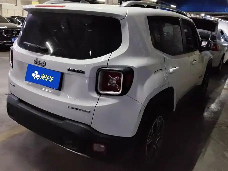 Jeep Renegade 2017 180TS Automatic 4WD All-Round Edition — миниатюра 3