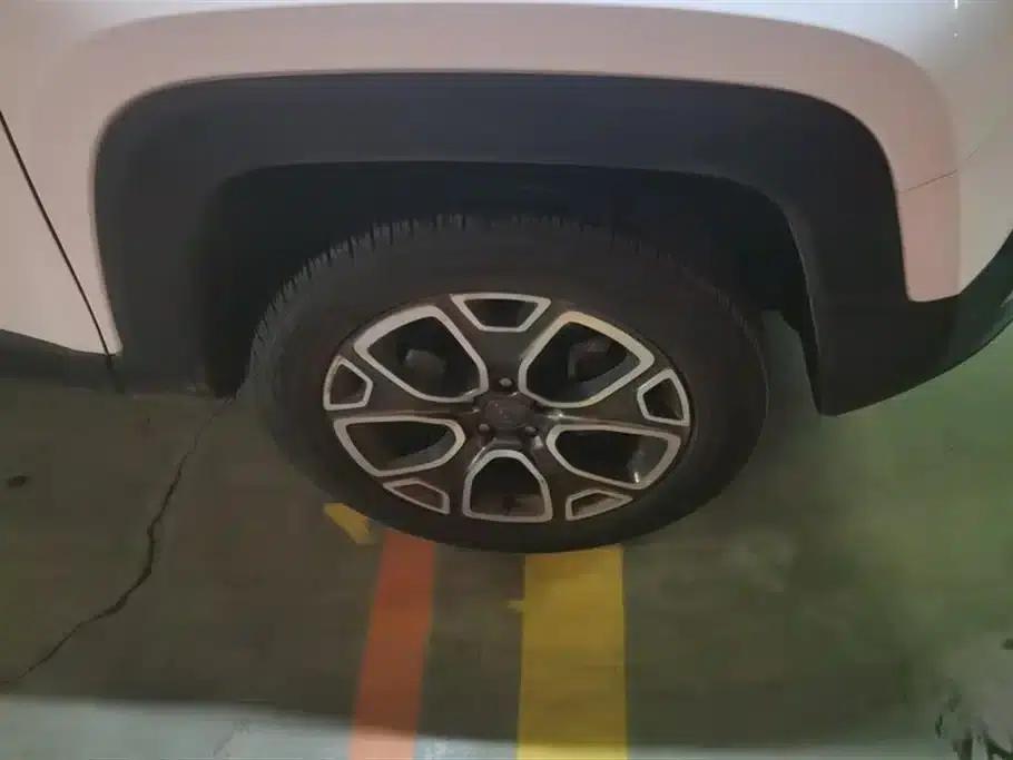 Jeep Renegade 2017 180TS Automatic 4WD All-Round Edition — миниатюра 6