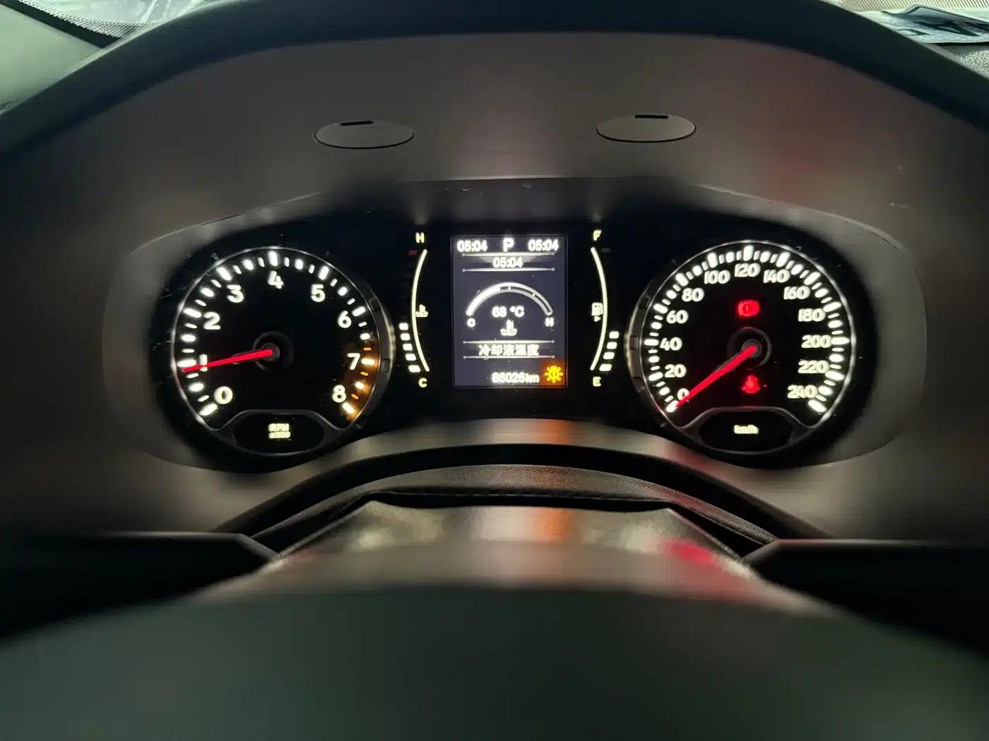Jeep Renegade 2016 1.4T Automatic Performance Edition — миниатюра 6