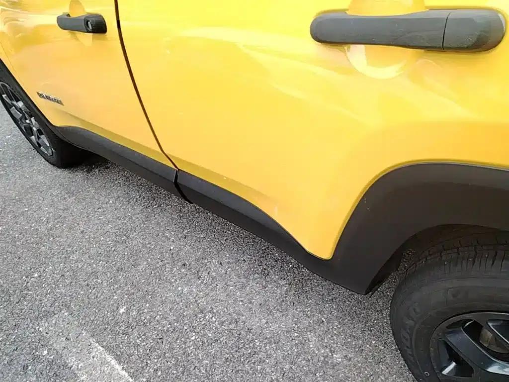 Jeep Renegade 2017 180T Automatic Dynamic Edition+ — миниатюра 22