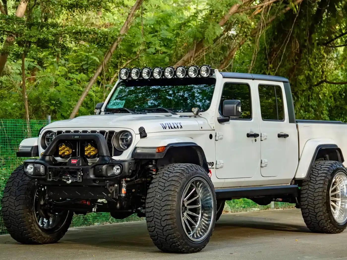 Gladiator 2022 3.6L First Edition — миниатюра 1